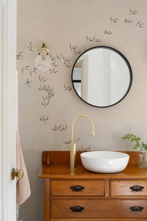 Flocking Beige Bird Serenity Kunstinspireret fototapet
