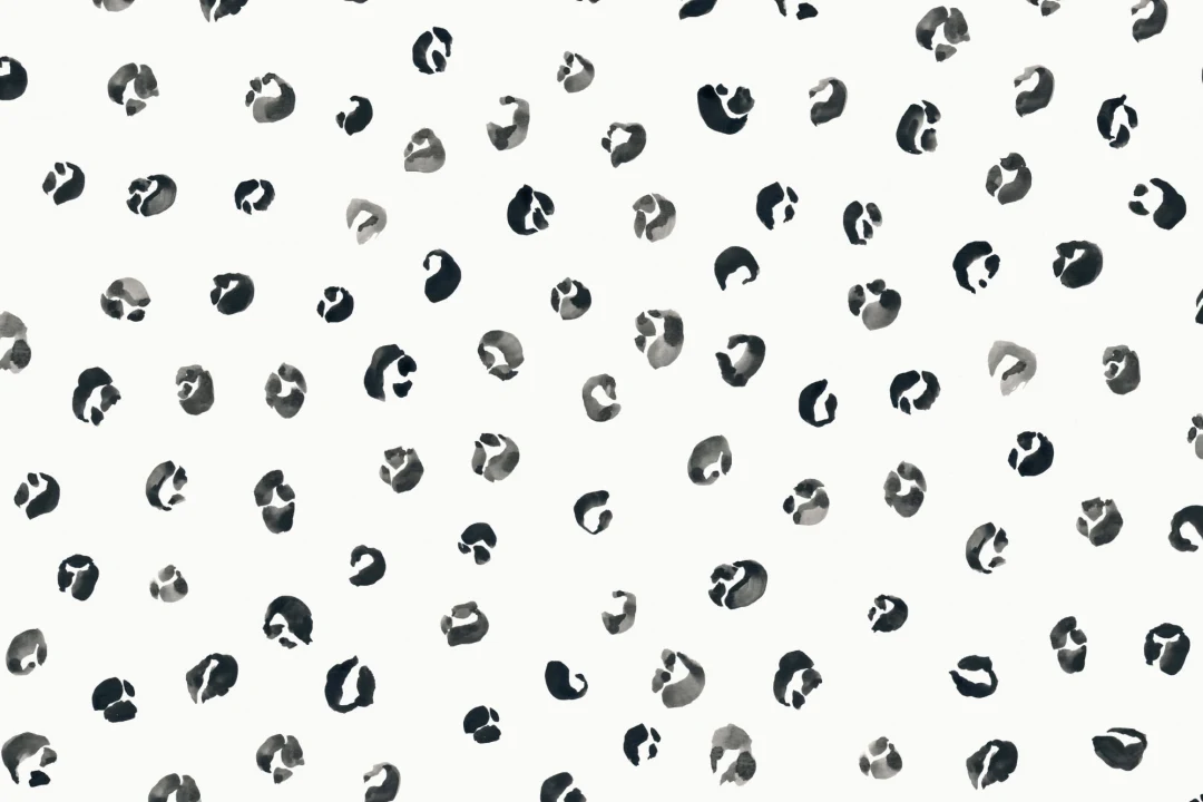 Black and White Watercolor Leopard Print Repeat Pattern Wallpaper