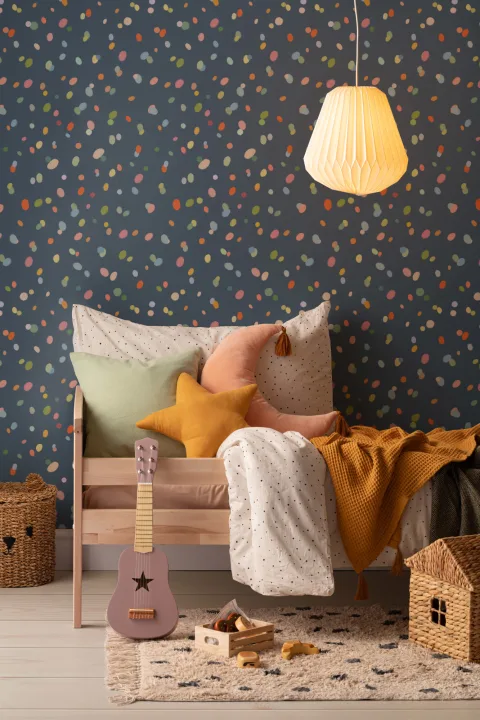 Papel Pintado Azul Marino con Manchas Pastel Coloridas para Niños