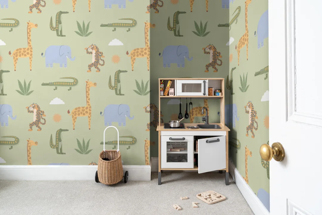 Mural de papel pintado Green Kids Playful Jungle Animals