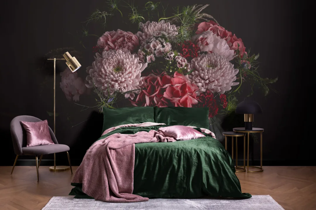 Papier Peint Panoramique Fleuri aux Pivoines Hortensias et Chrysanthèmes sur Fond Noir