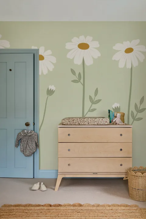 Pastel Daisy Floral Wall Art Brings Tranquil Vibe