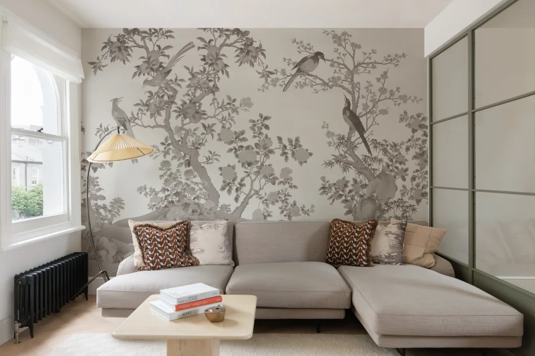 Neutral Chinoiserie Vintage Garden Scene Mural