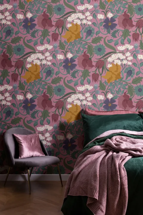 Vintage fargerik og rosa blomstergjenta mønster tapet