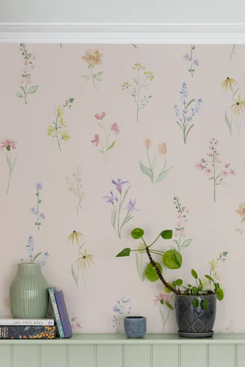 Multicolor Vintage Floral Wall Mural For Timeless Charm