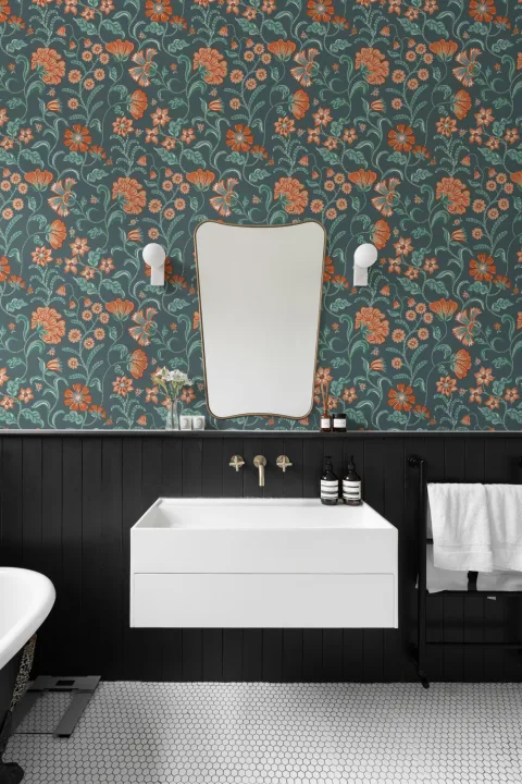 Papel pintado floral estilo indio oscuro