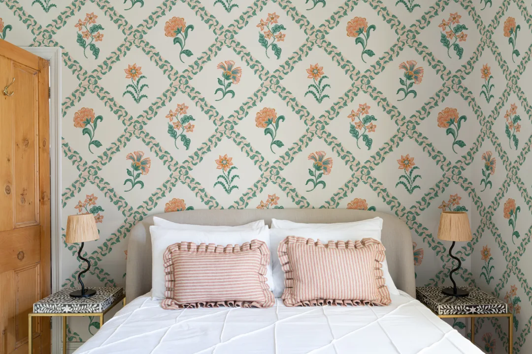 Classic Block Print Botanic Trellis Murale