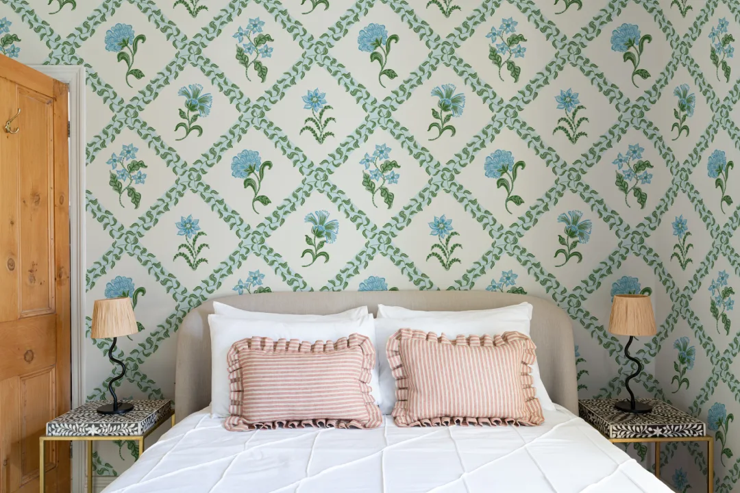 Blue Block Print Botanic Trellis Murale