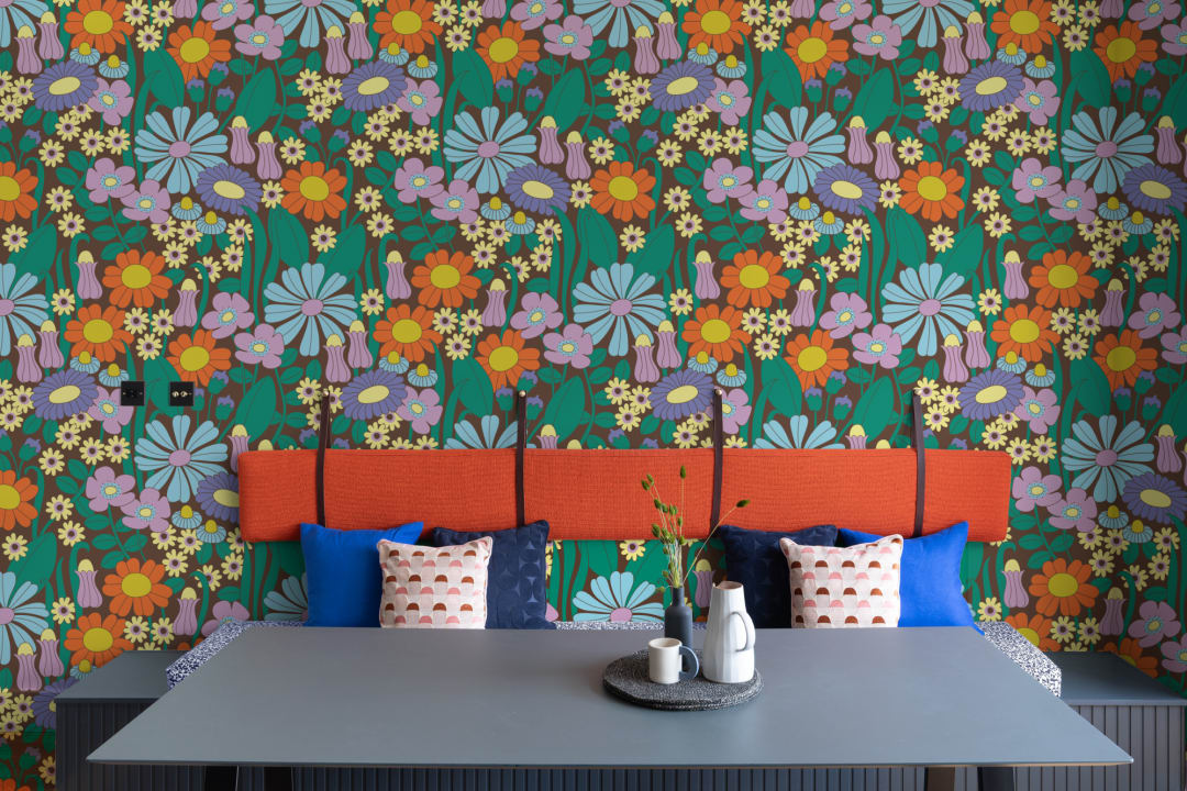 Elizabeth Olwen Groovy Meadow Multi Papier peint panoramique