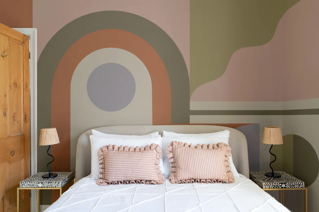 Retro Orange Geometric Design Murale