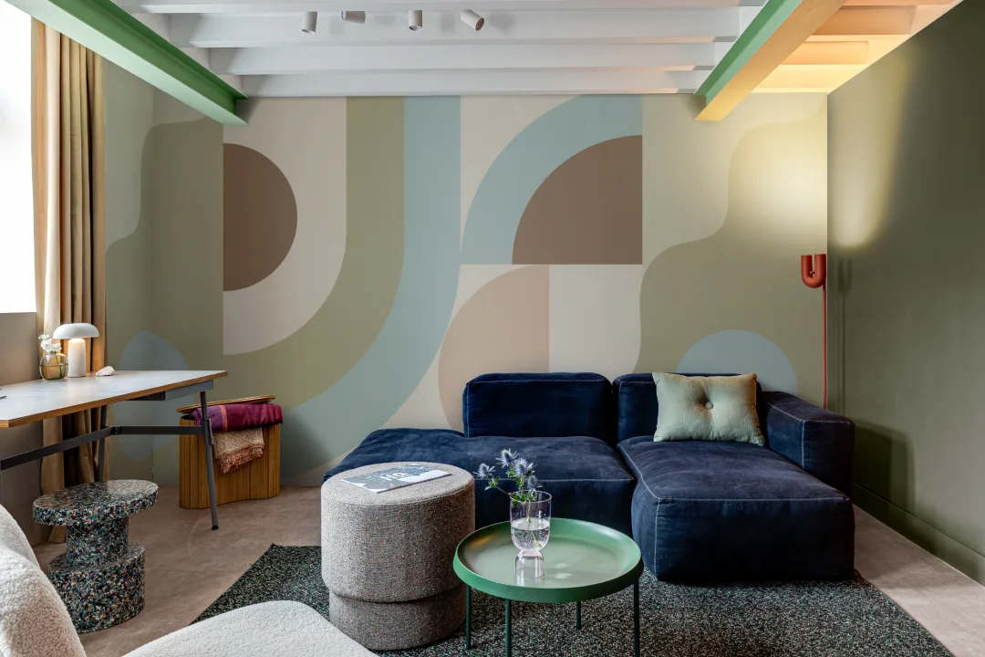 Multicolor Geometric Retro Style Wall Mural