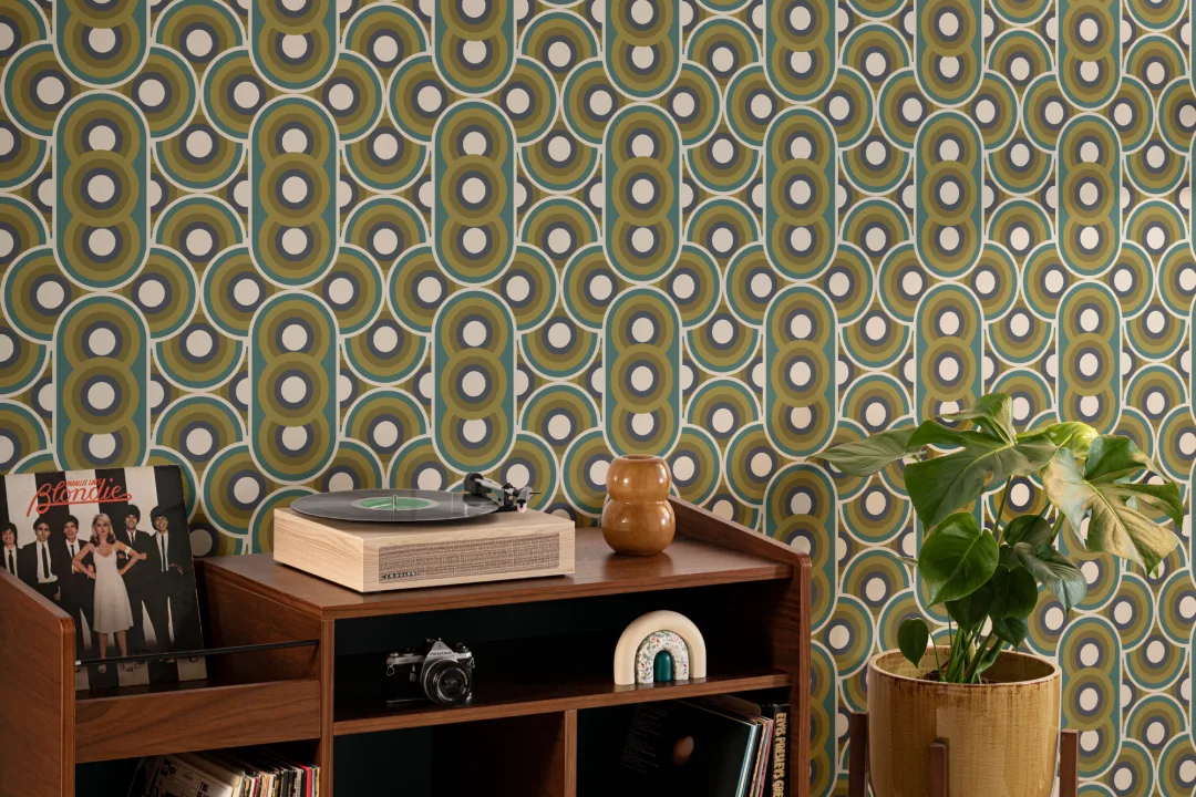 Retro 70s Circles Repeat Pattern Wallpaper