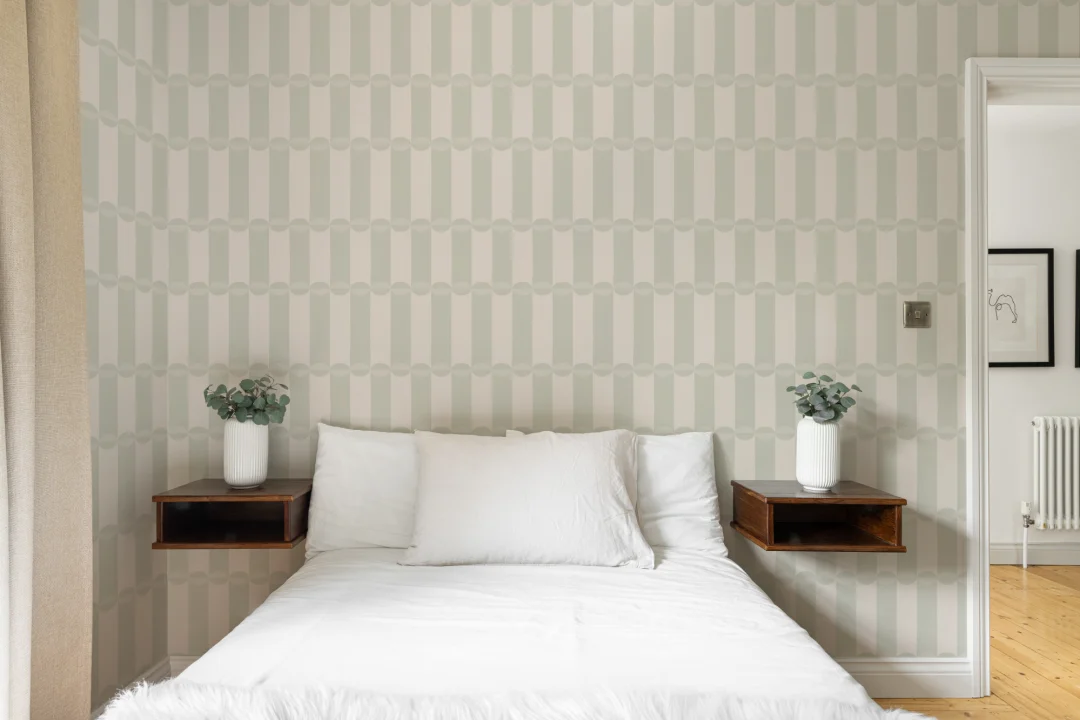Tubular Sage Geometrisk randig samtida lugn mural-tapeter