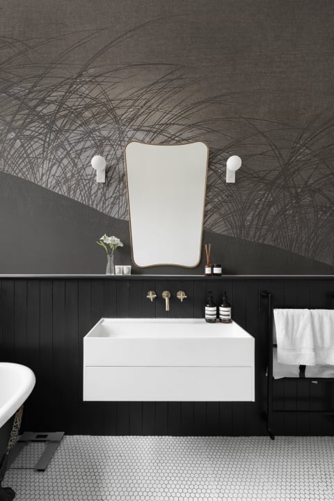 Oscuro Naturaleza Japandi Hierba Escena Komorebi Mural de papel pintado