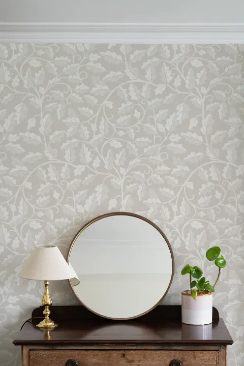 Murales de papel pintado de hojas de roble beige para espacios tranquilos