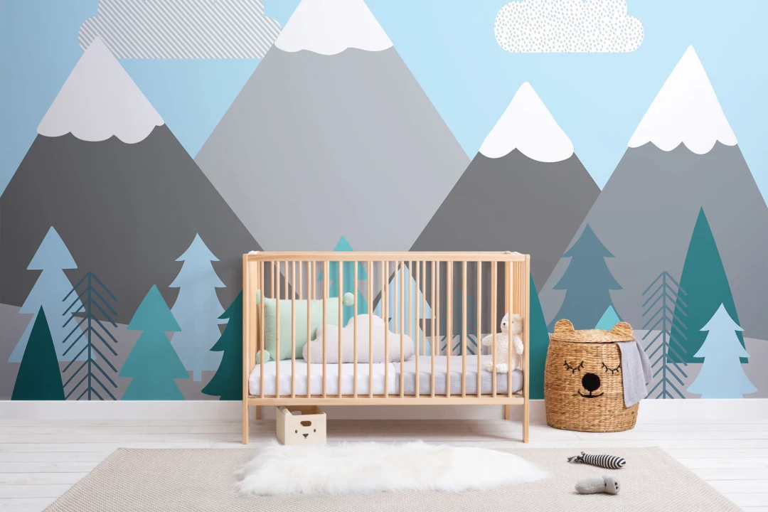 Mural Papel Pintado Infantil Montañas con Nieve y Bosque Ilustrado