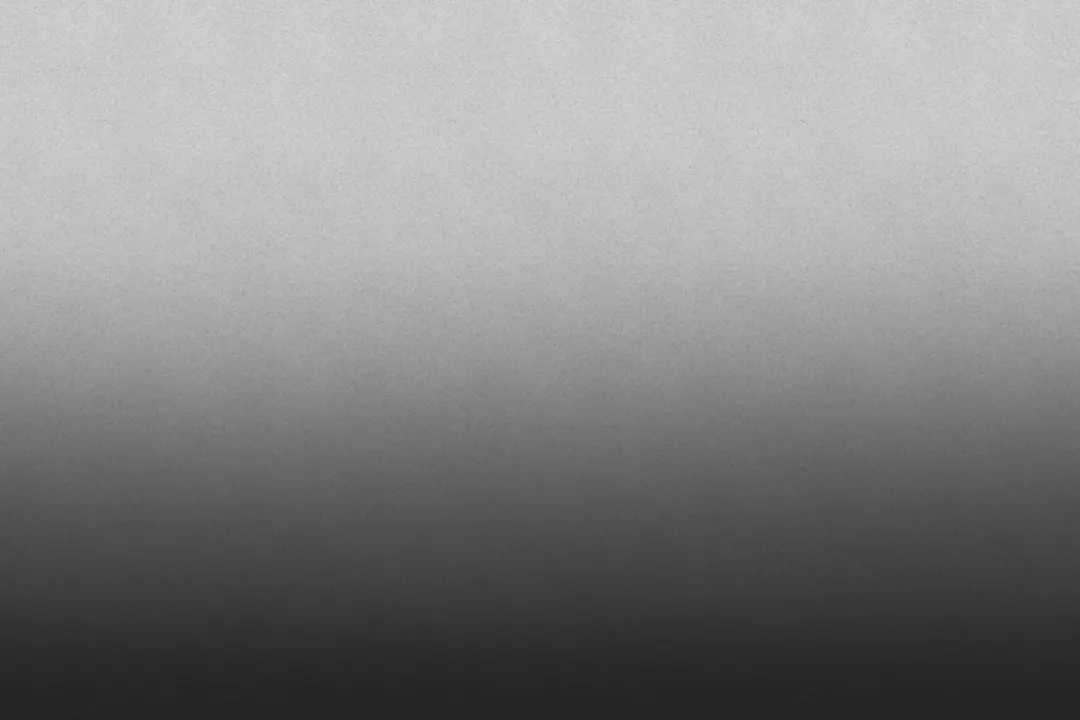 Papier peint panoramique effet noir minimaliste dégradé anthracite