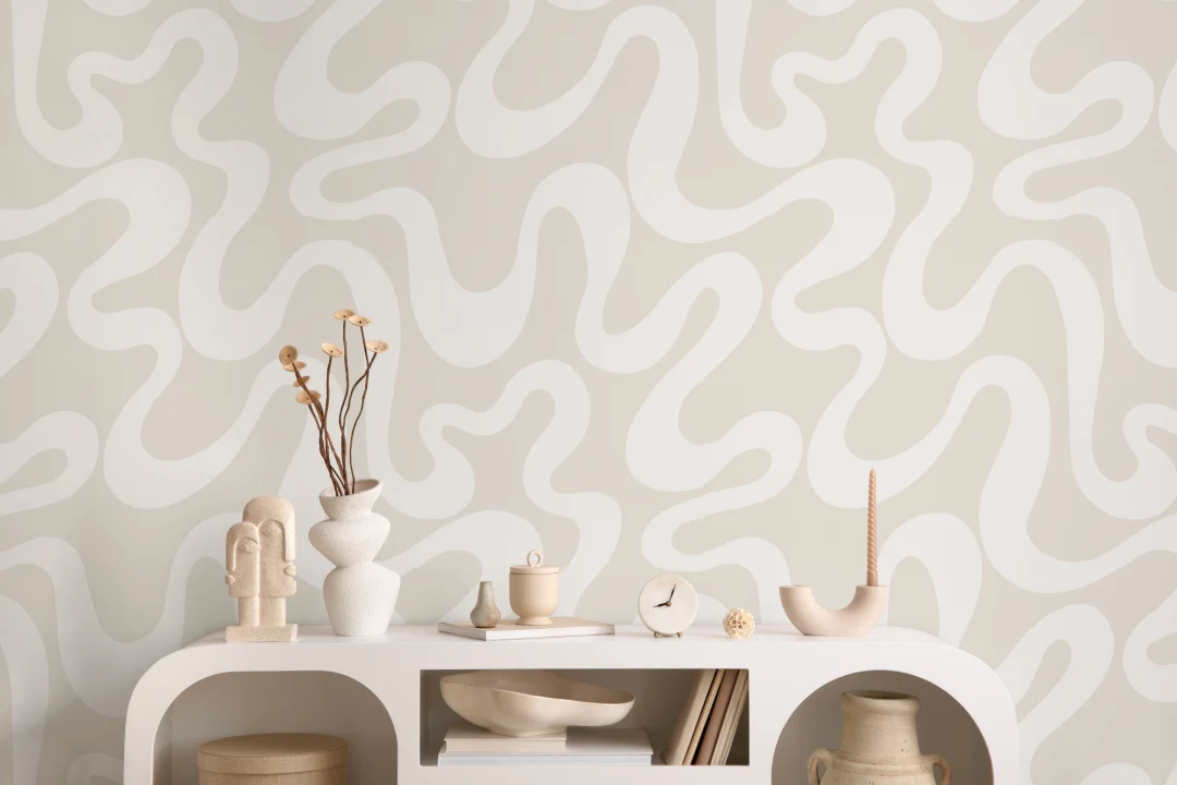 Carta da Parati Beige e Bianca con Linee Ondulate