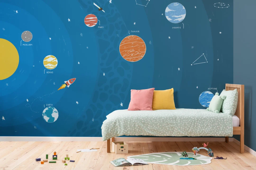 Mural Papel Pintado Educativo con Planetas Coloridos Constelaciones y Cohete