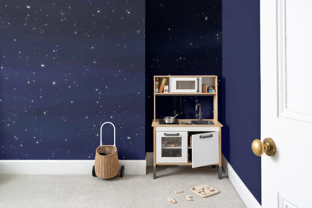 Mural Cielo Nocturno en Azul Intenso con Estrellas