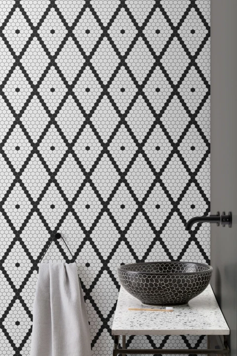 Black and White Diamond Tile Wallpaper