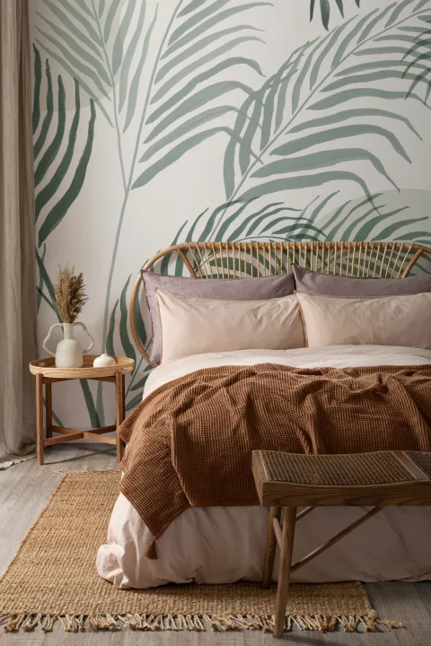 Mural de papel de parede tropical com folha de palmeira verde e tinta