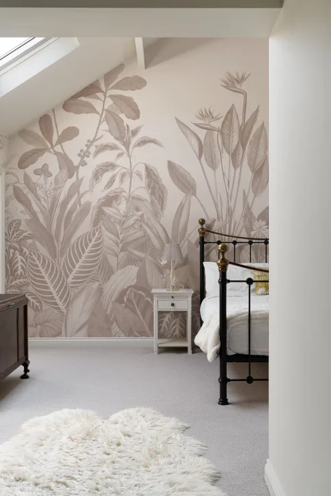 Tropical Oasis Vintage Botanical Jungle Ilustración Mural de papel pintado en beige