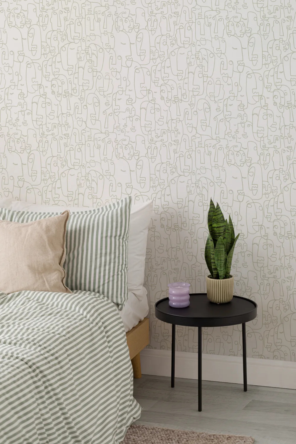 Green Abstract Face Line Drawing Repeat Pattern Wallpaper