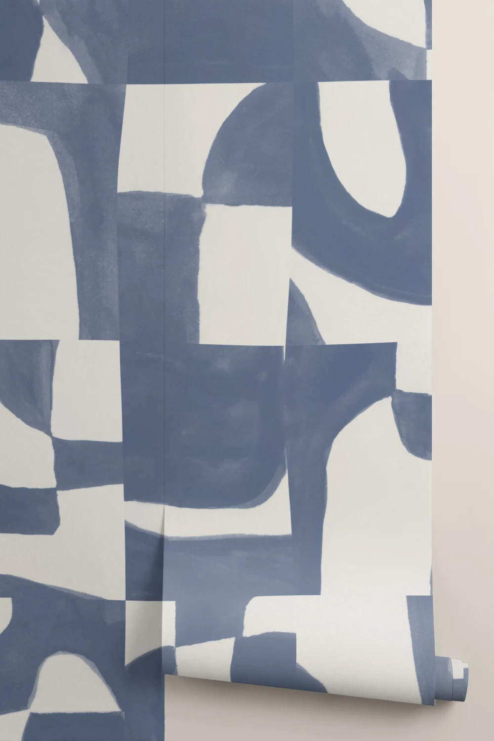 Mural de papel pintado con motivos geométricos abstractos en azul frío