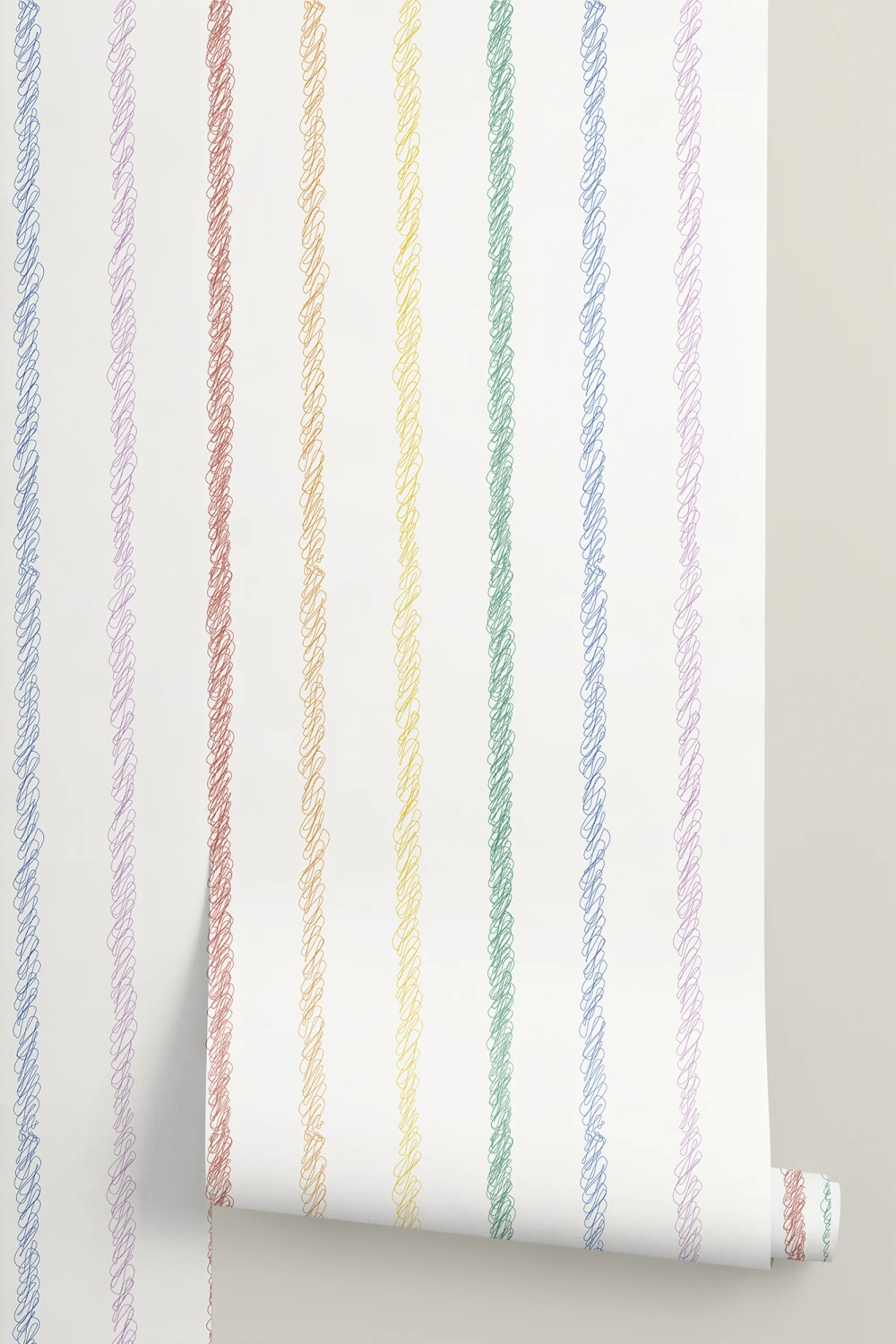 Papier peint rayé multicolore et amusant dessiné à la main