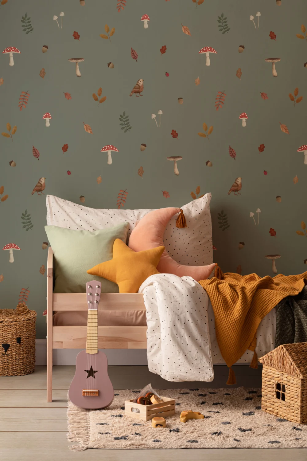 Mural de pássaros, cogumelos e folhas da floresta verde para crianças