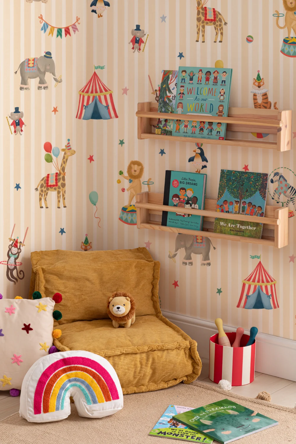 Kids Yellow Stripe Circus Animals Mural