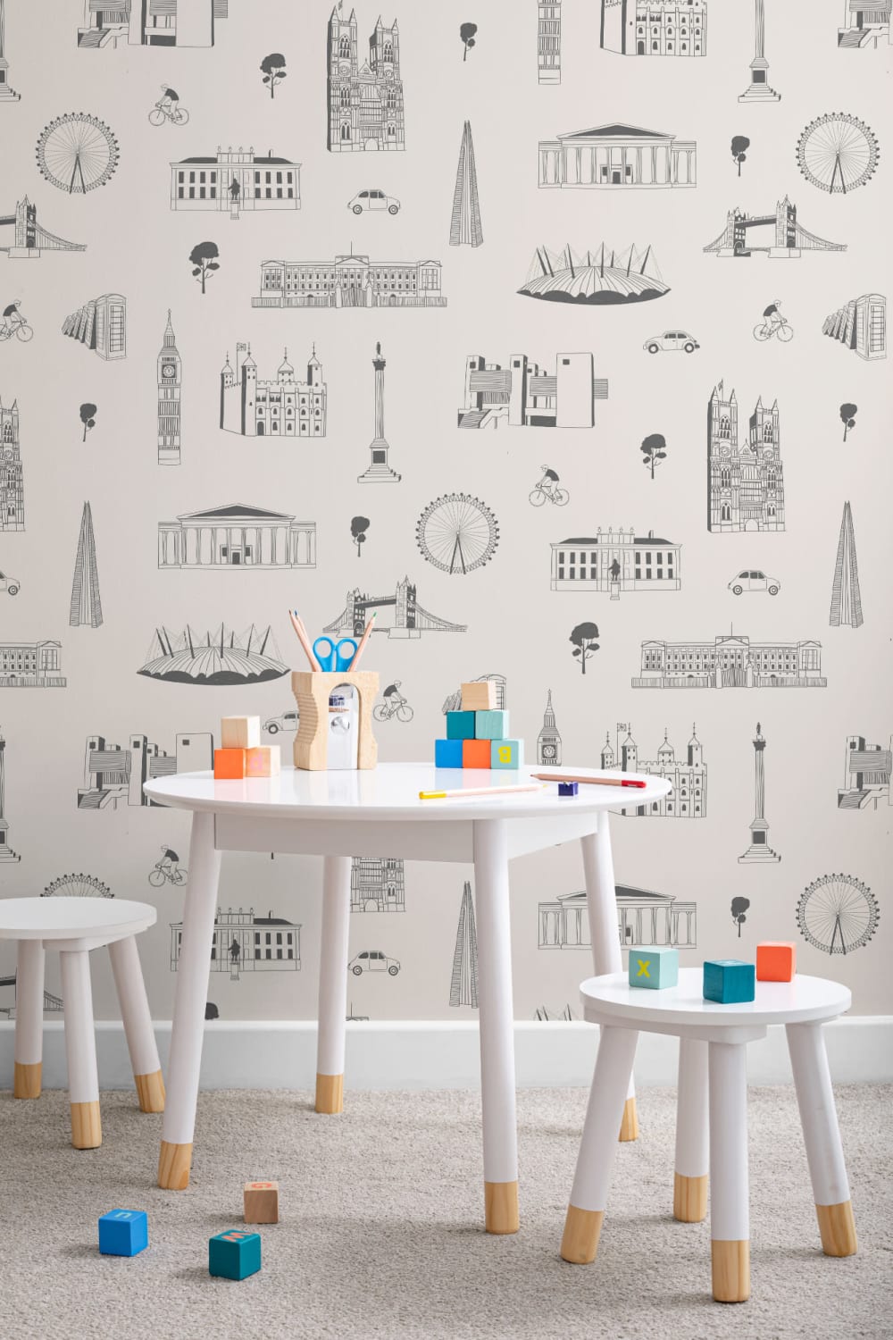 London City Landmarks Gray and White Repeat Pattern Wallpaper