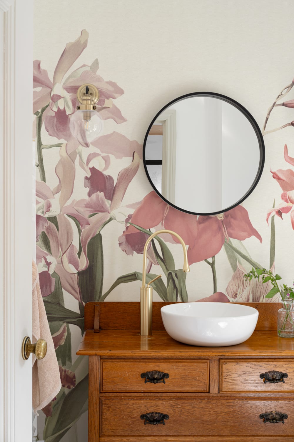 Neutral Botanical Elegance Floral Garden Mural