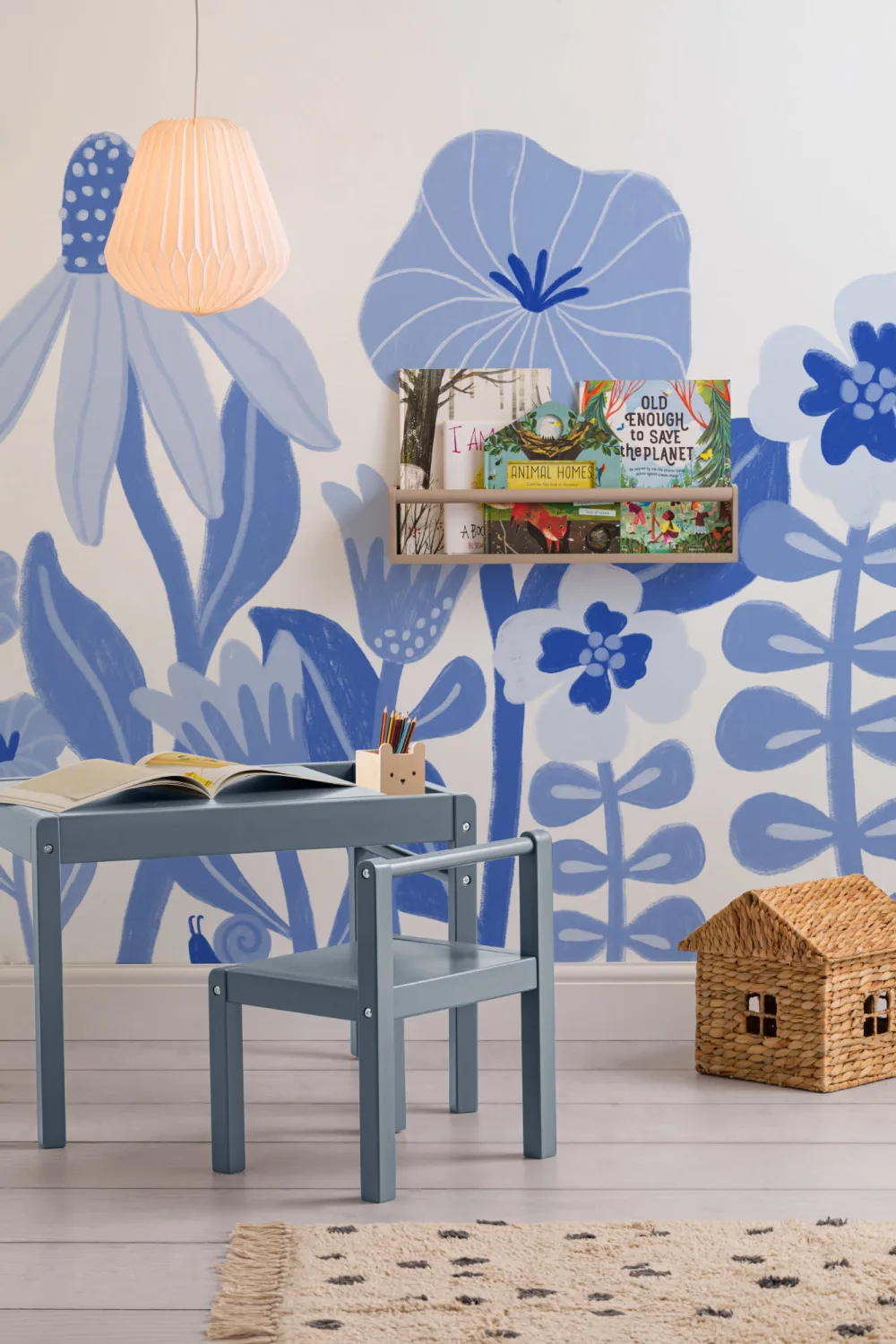 Murale blu per bambini con fiori scandinavi retrò