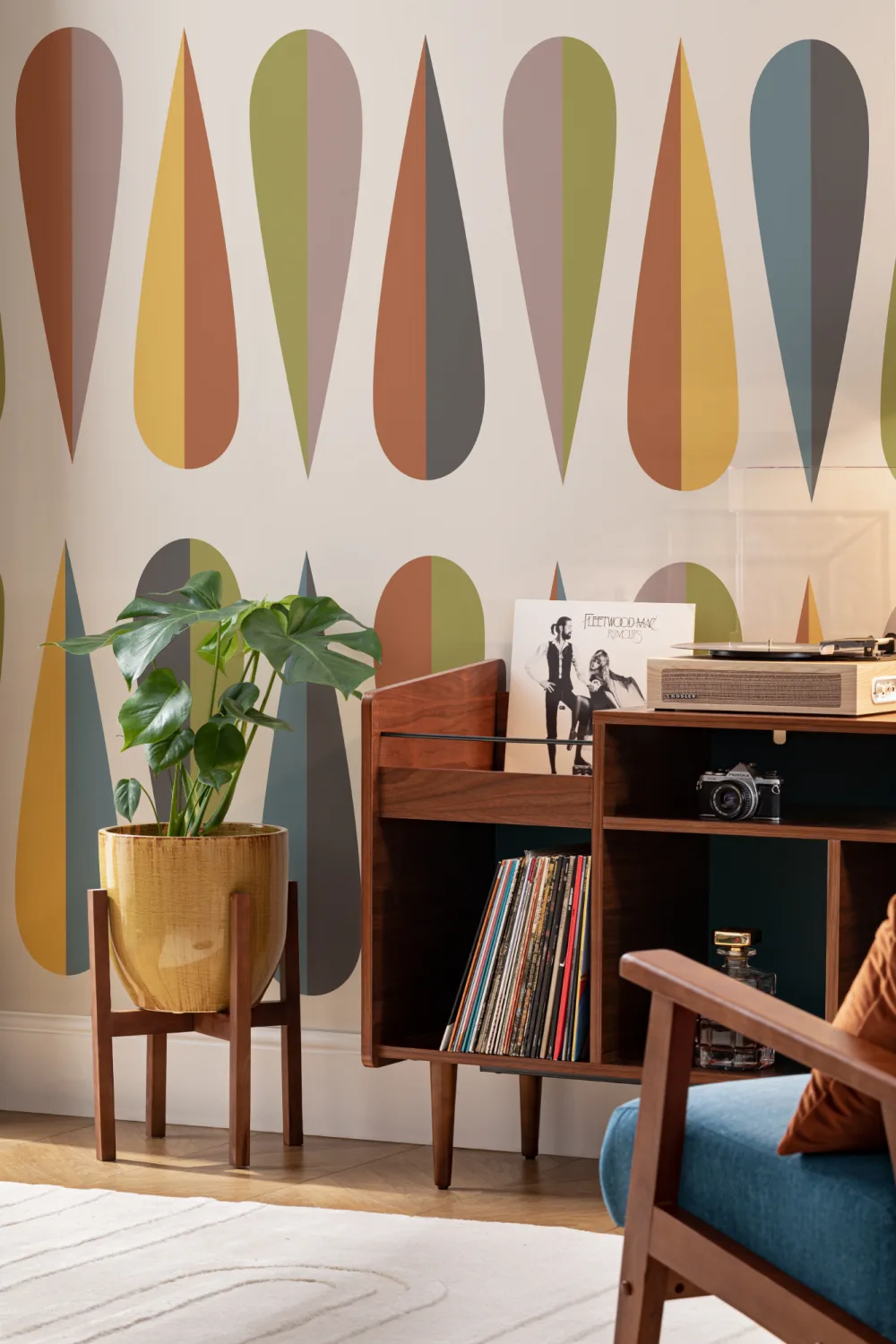 Wegner Colorful Retro Wallpaper Mural