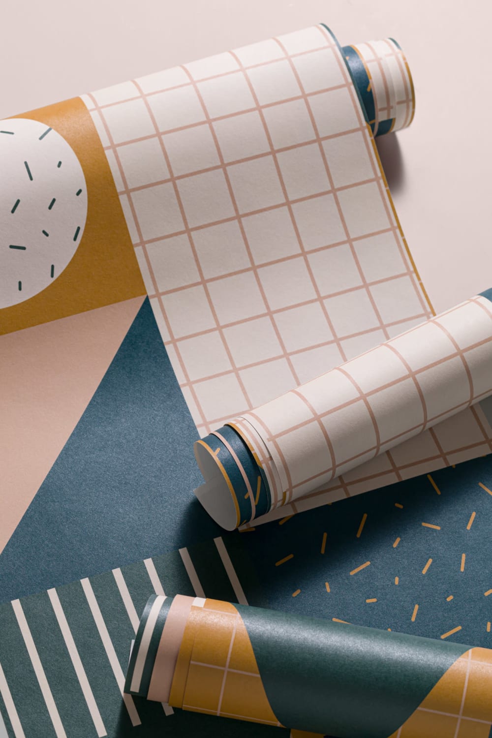 Papier Peint Memphis à Motifs de Formes Géométriques aux Couleurs Terreuses