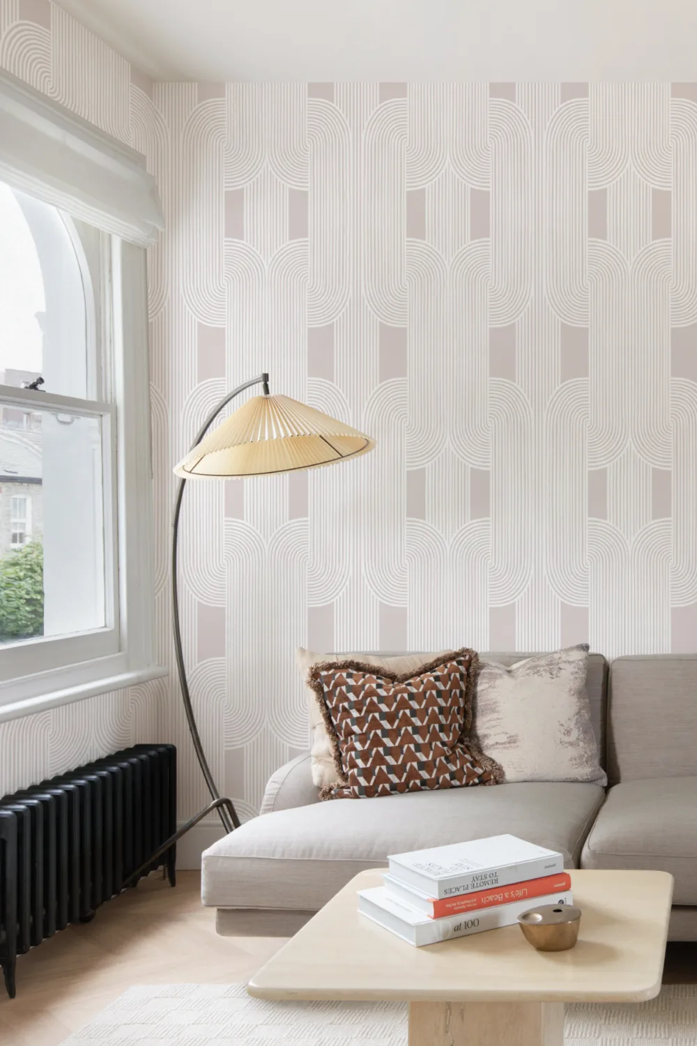 Neutral Calming Lines and Curves Repeat Pattern Wallpaper