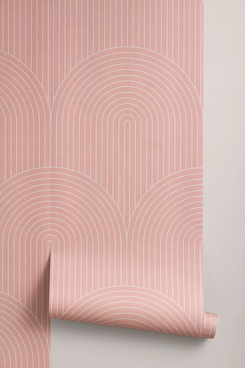 Papel de parede geométrico cor-de-rosa com padrão de repetição de laço de riscas finas