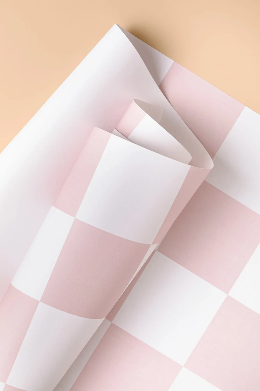 Papier Peint Damier à Motifs Répétés en Blanc et Rose