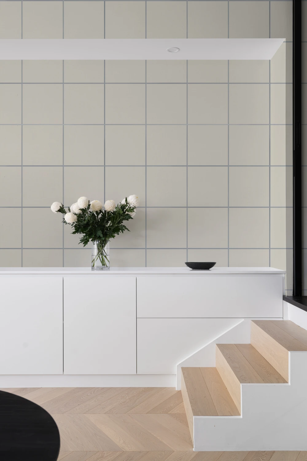 Rustige beige en marineblauwe rasterpatroon muurschildering