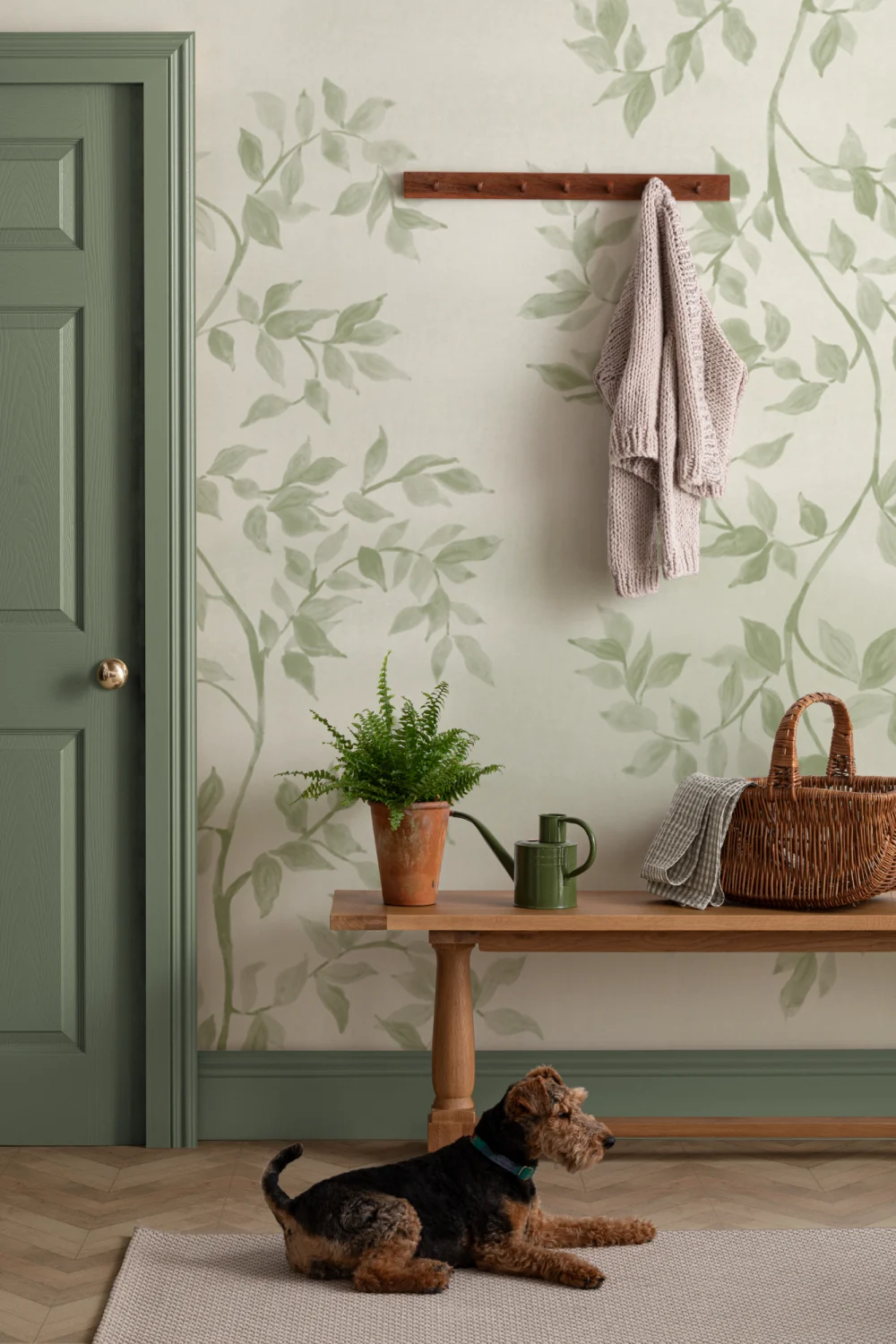 Soft Green Leaf Pattern Botanical Wall Mural