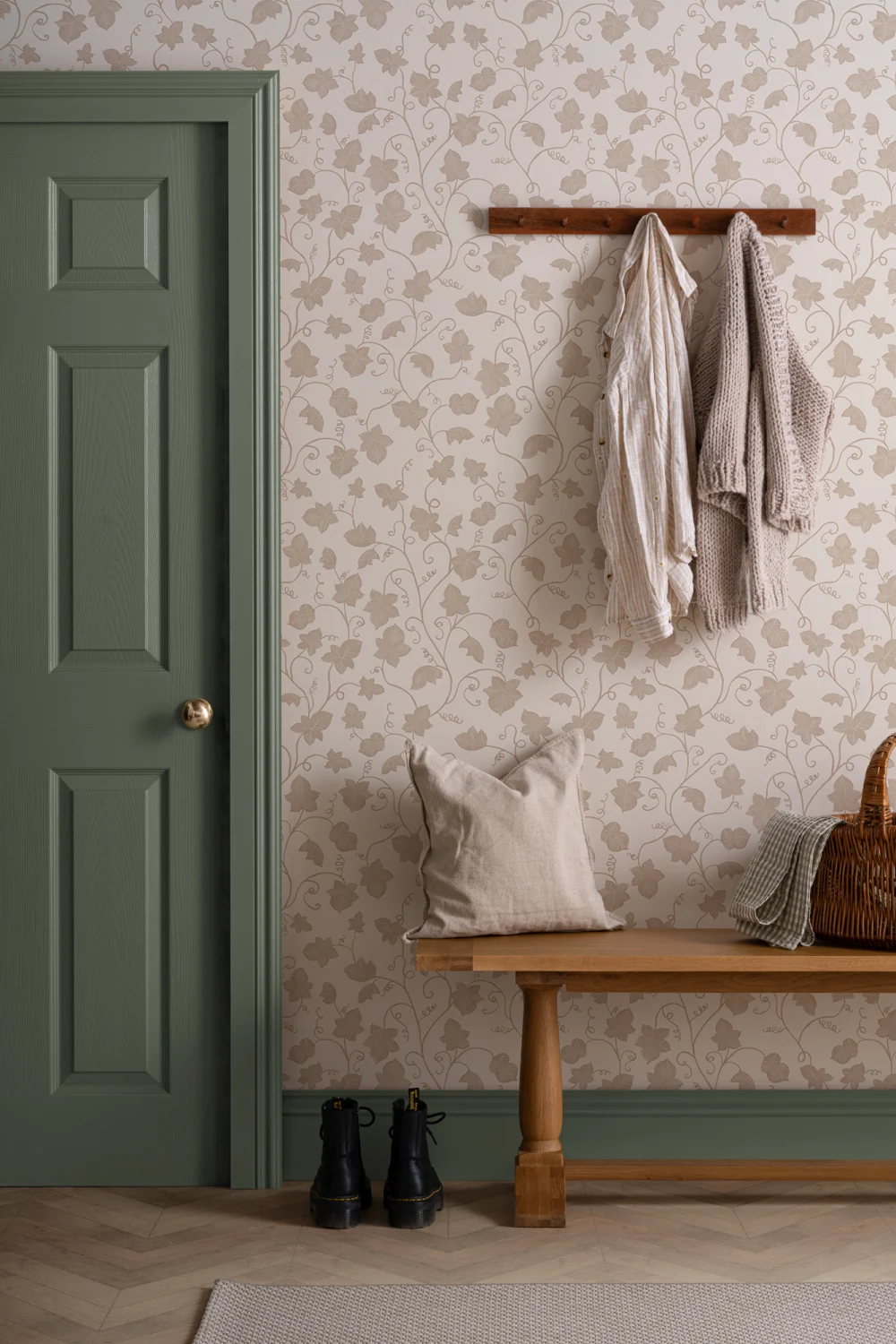 Beige Cute Ivy Wallpaper