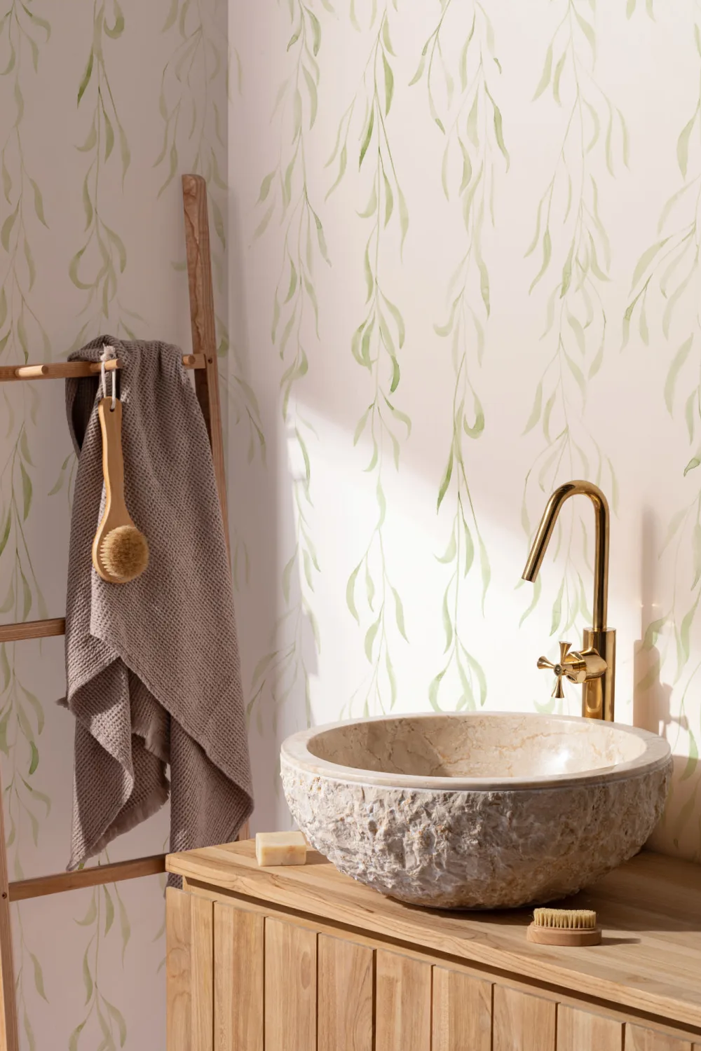 Watercolor Trailing Foliage Wallpaper