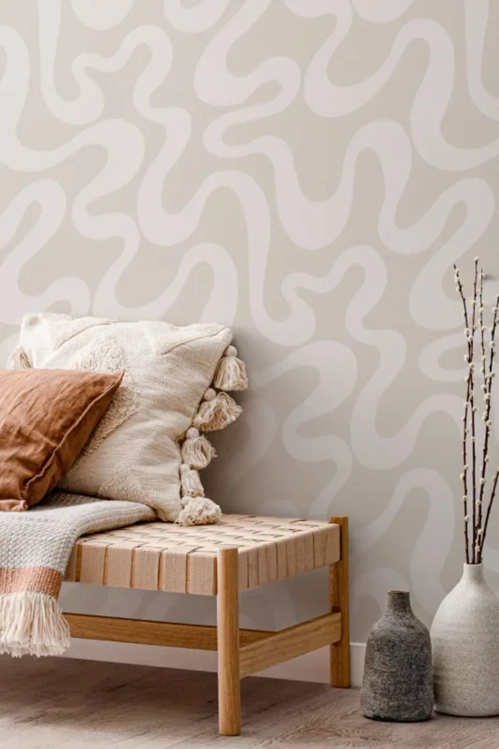 Neutral Groovy Wiggly Lines Repeat Pattern Wallpaper