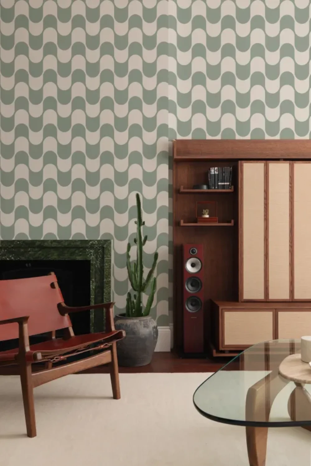 Green Groovy Retro Repeat Pattern Wallpaper