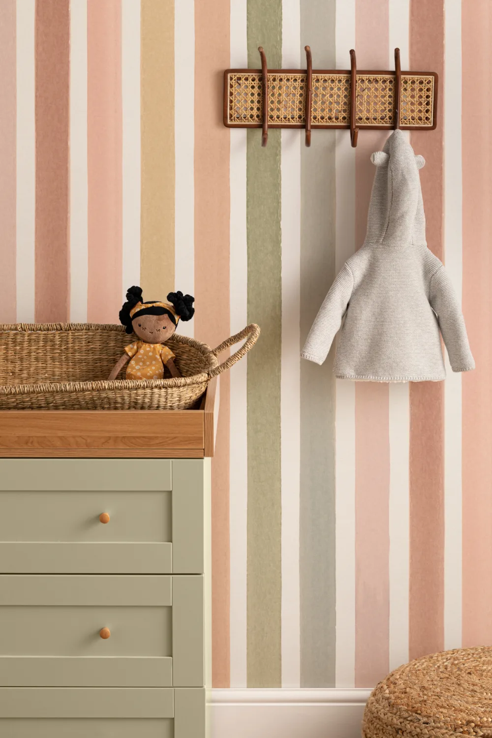 Kids’ Multicolor Modern Watercolour Striped Mural