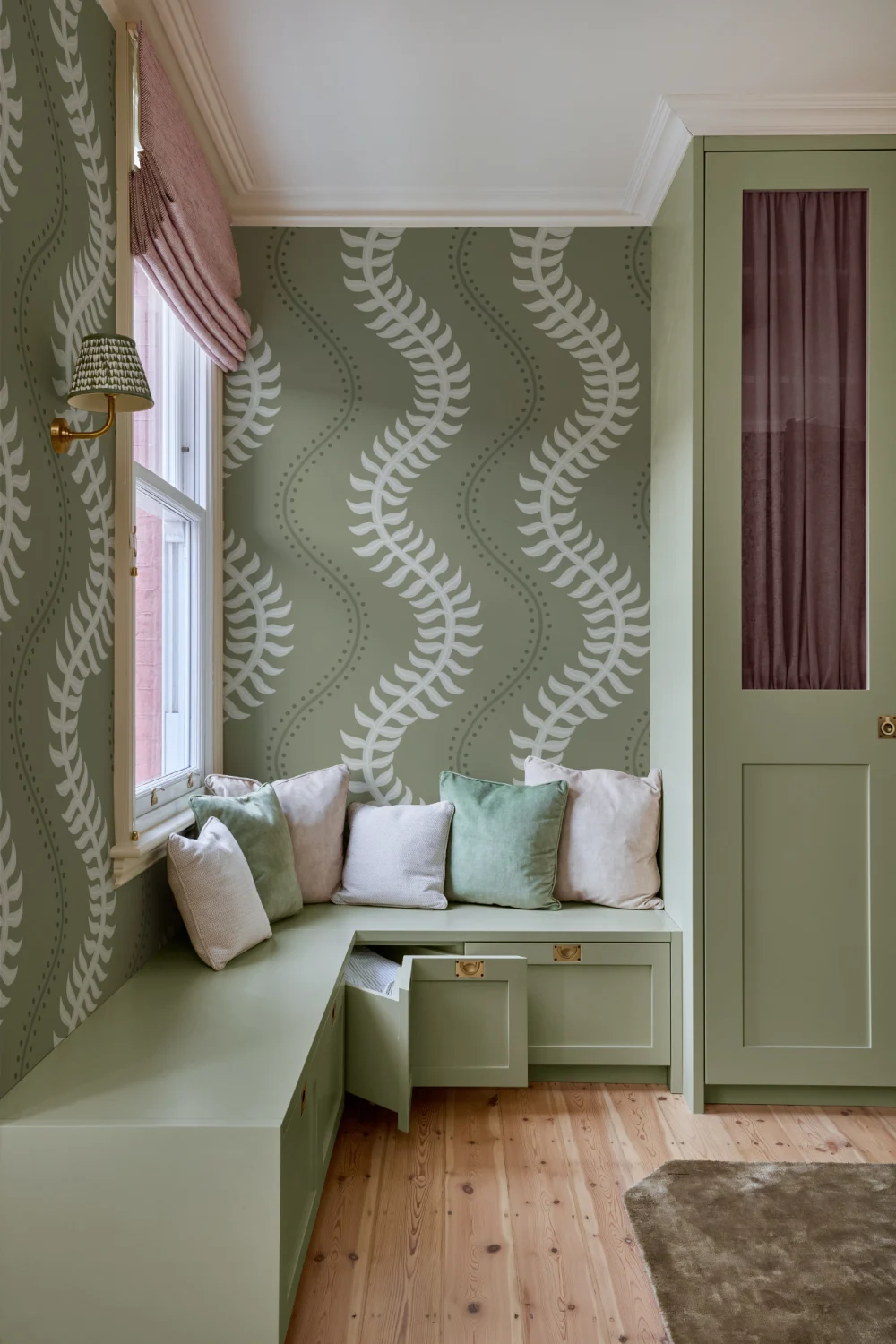 Green Fern Pattern Wall Mural Med Vågig Design
