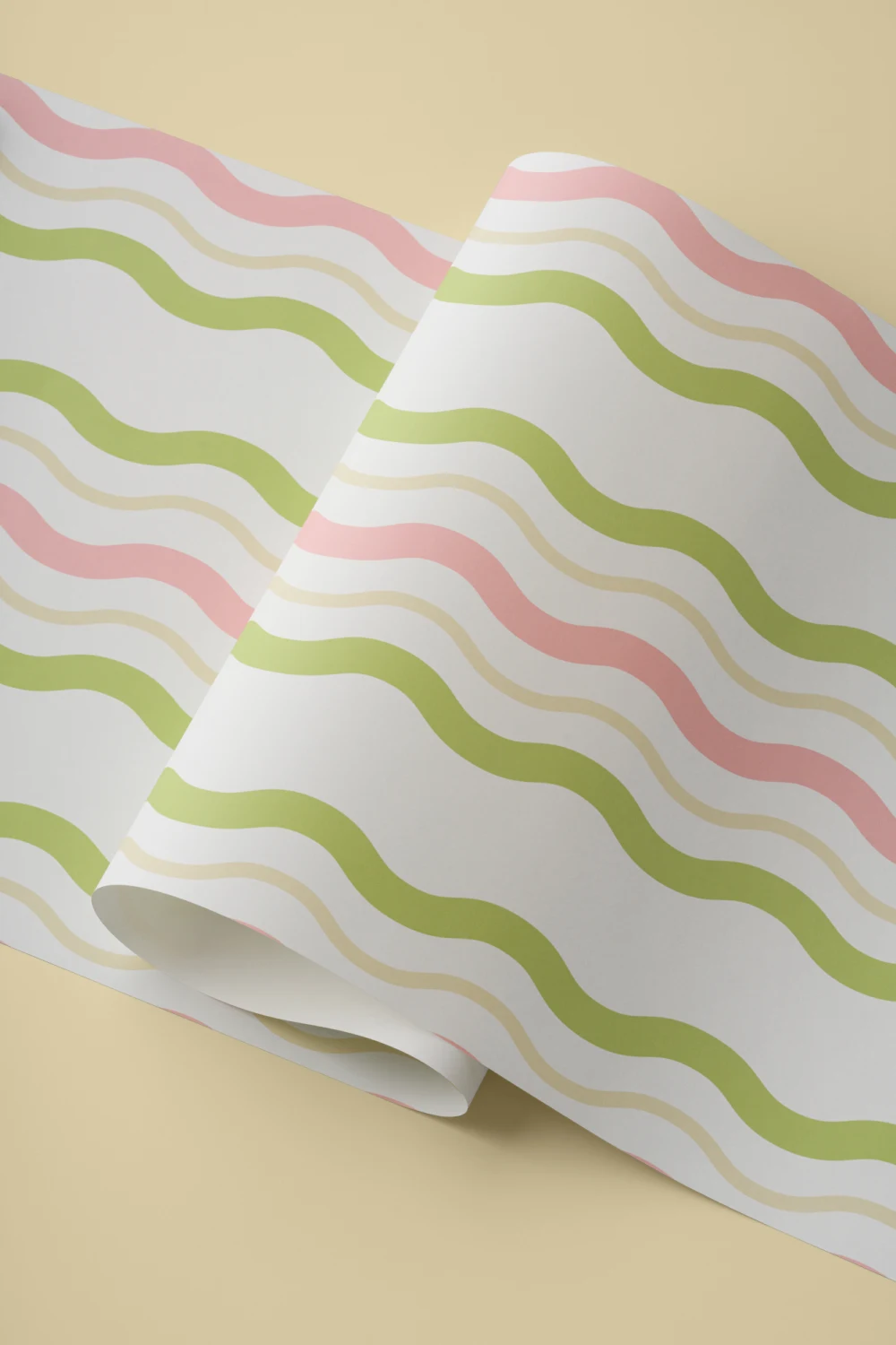 Papel de parede ondulado brilhante com riscas Ric Rac