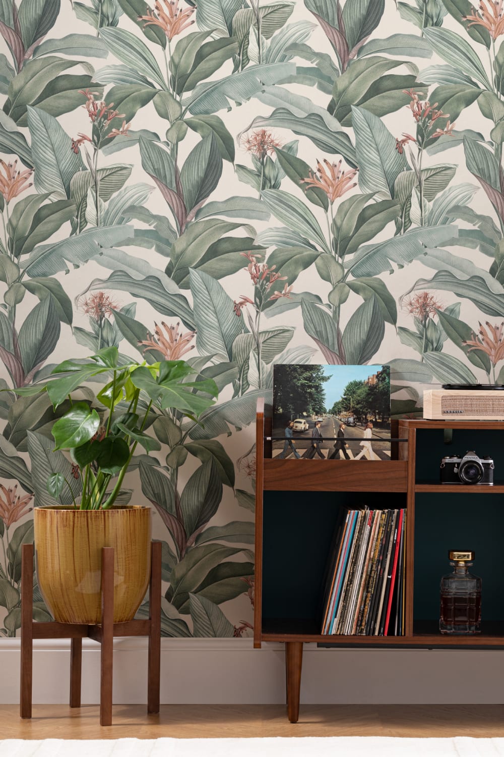 Peach Chic Vintage Tropical Repeat Pattern Wallpaper